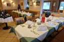 Die Bar und das Restaurant